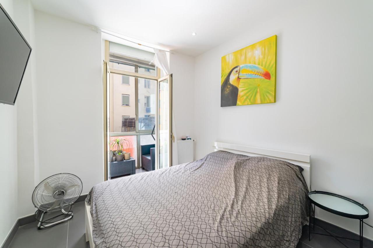 Super Appartement Au Coeur De Nice! Bonnes Vacances Buitenkant foto